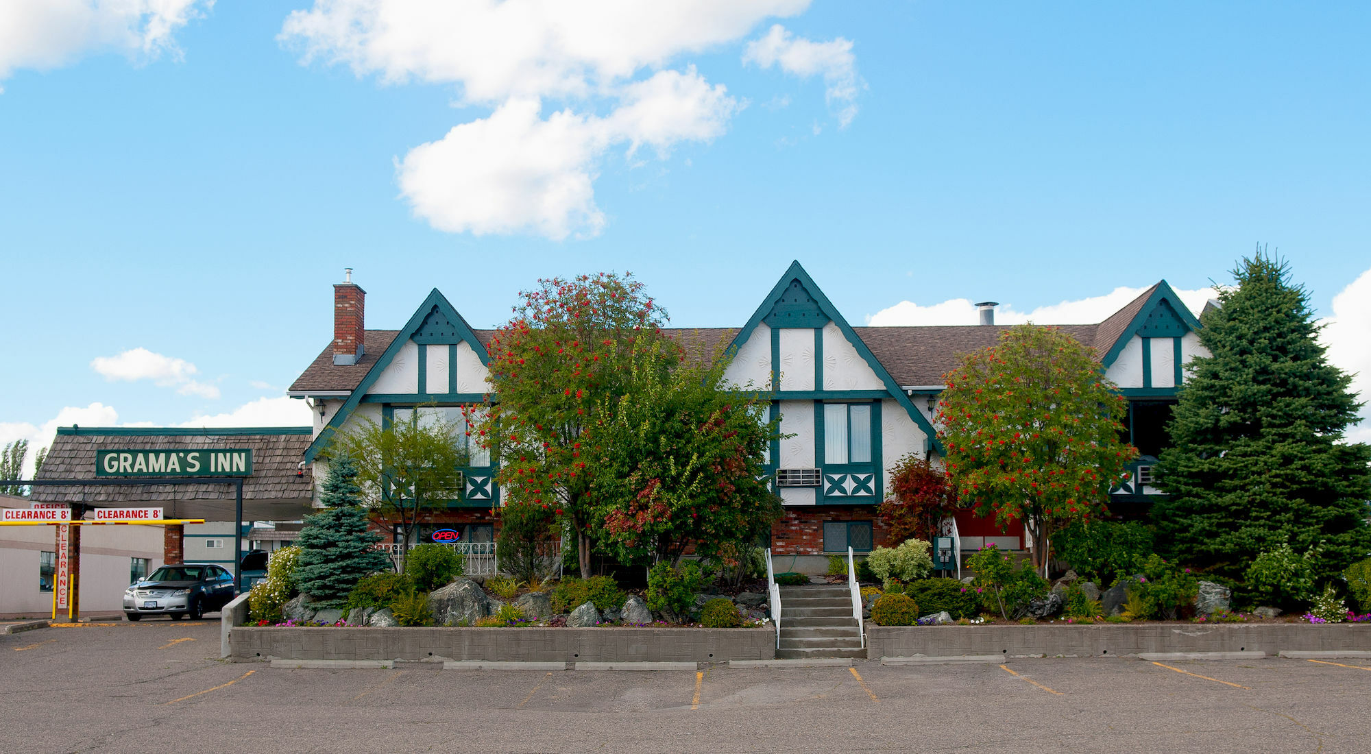 Grama'S Inn Prince George Dış mekan fotoğraf